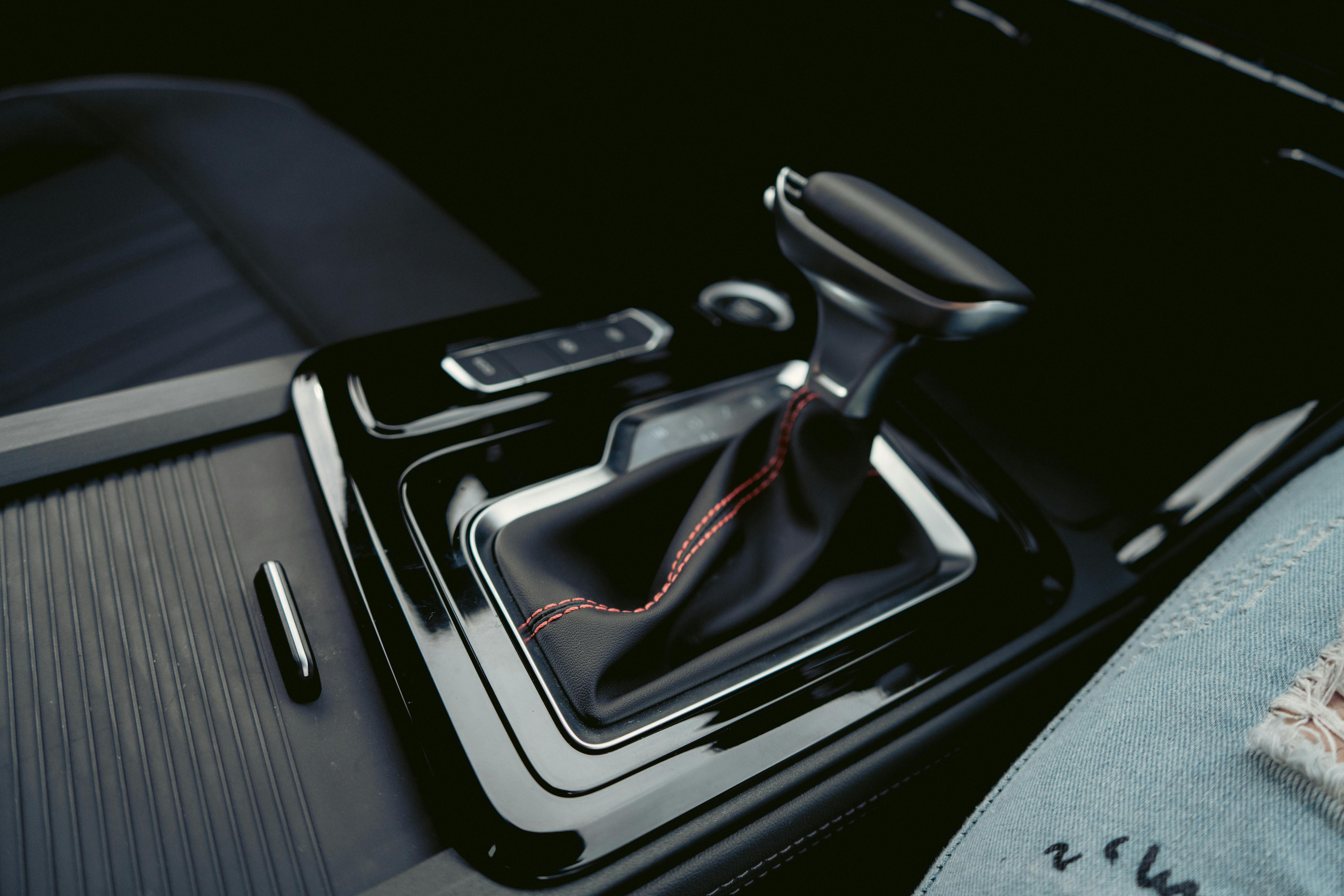 INTERIOR DETAILING