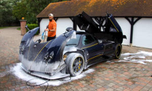 Phoenix-Car-Detailing-Sussex-washing a super car